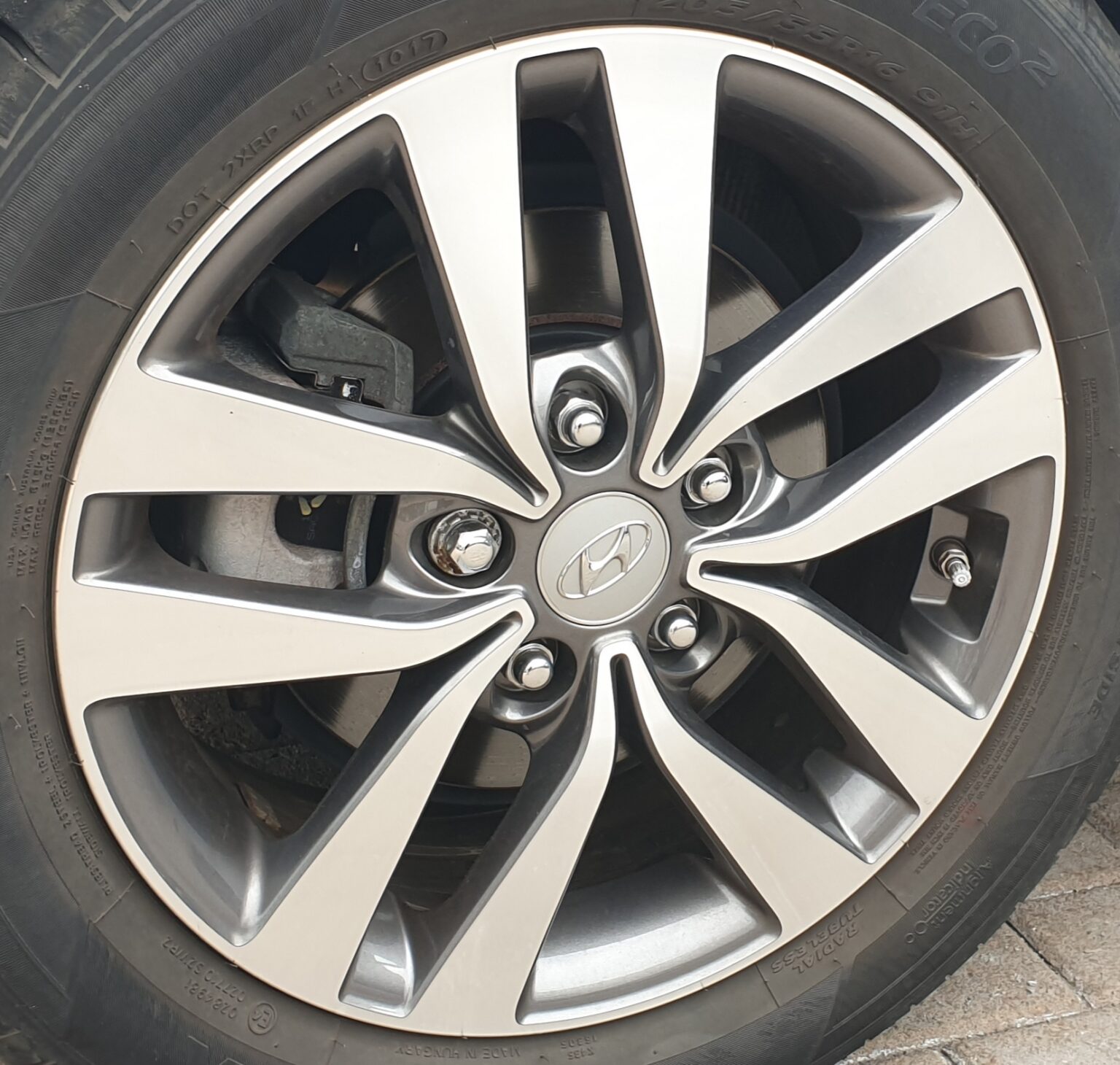 HYUNDAI i30 ANTHRACITE (24-00-261) - Wheel Paints