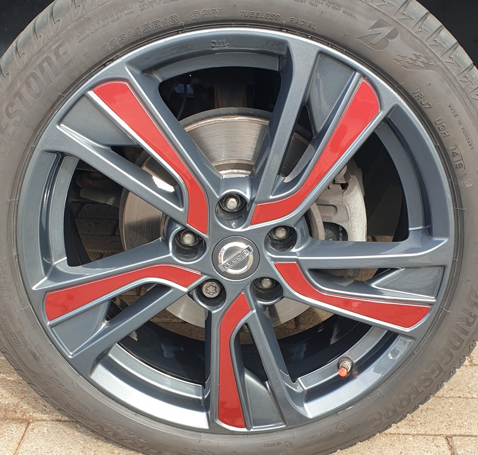 NISSAN JUKE (24-00-240)