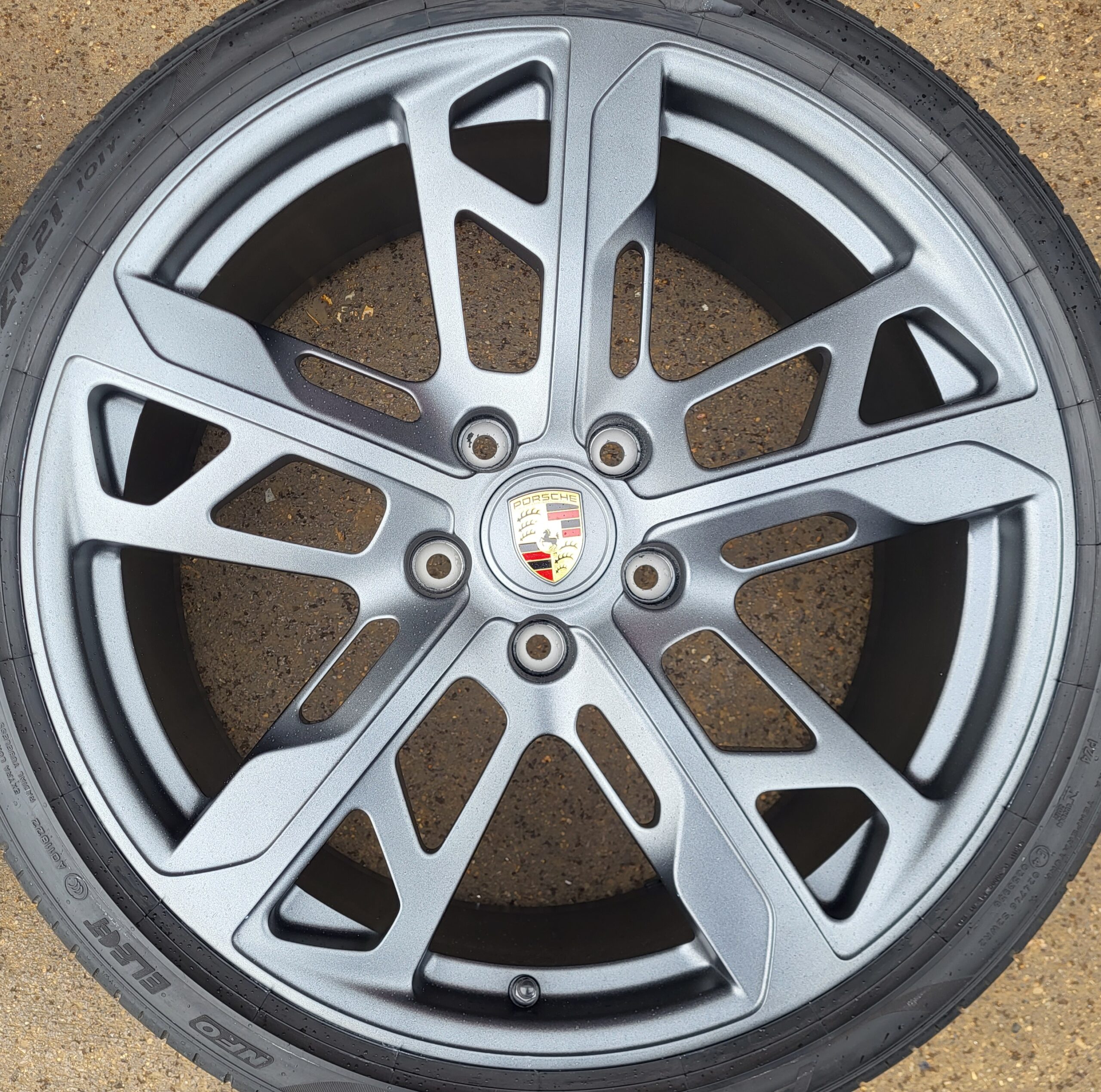 PORSCHE OU9 VESUVIUS GREY METALLIC (24-00-328)